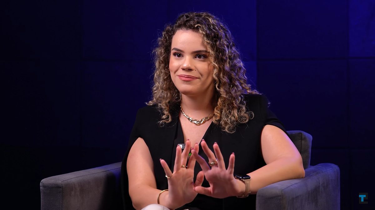 Veridiana Lopes em entrevista